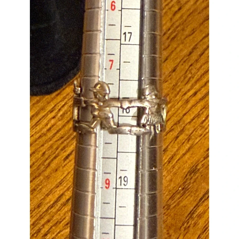 FAF Sterling Silver 925 Boy and Girl Holding Hands Cut Out Band Ring Size 8